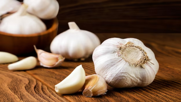 Benefits of Eating Cloves in Early Morning in Tamil