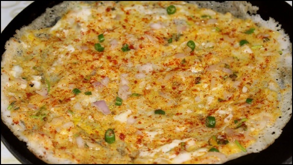 Kara Muttai Dosa: How To Make A Kara Muttai Dosa Recipe in Tamil