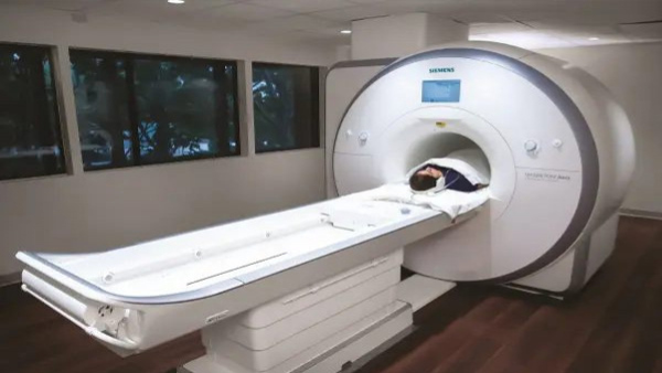 Man died after taking a loaded gun into an MRI scan room in Tamil