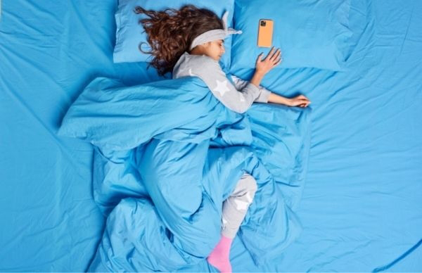 Things You Should Never Do Before Bed in Tamil