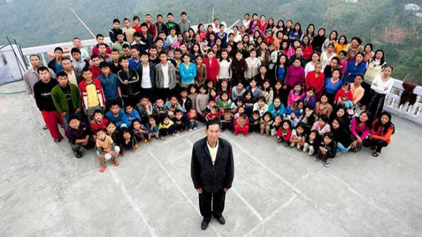 Indian Man with 39 wives, had 94 children, was head of the largest family in the world