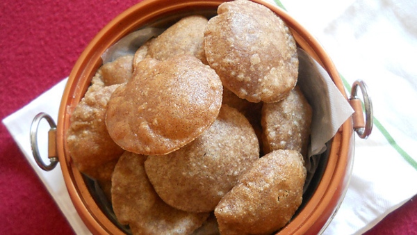 Sweet Ragi Poori How To Make a Sweet Ragi Poori Recipe