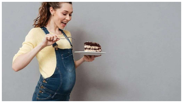 can pregnancy women eat sweets its good or bad