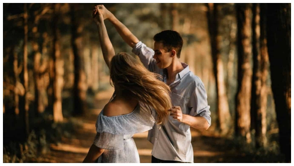 Modern ways to show love Modern ways to show love