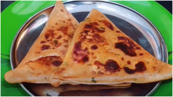 Tomato Paneer Stuffed Paratha How To Make a Tomato Paneer Stuffed Paratha Recipe