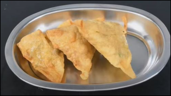Papad Egg Samosa How To Make a Papad Egg Samosa Recipe