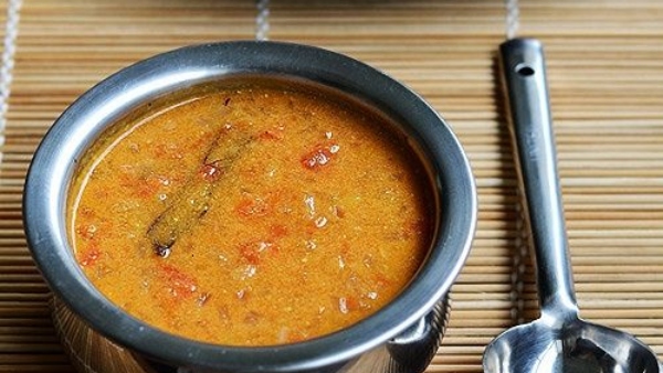 Karaikudi Special Vengaya Kosamalli How To Make a Chettinad Vengaya Kosamalli Recipe