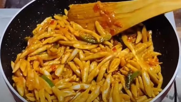 Homemade Wheat Pasta How To Make a Homemade Wheat Pasta Recipe