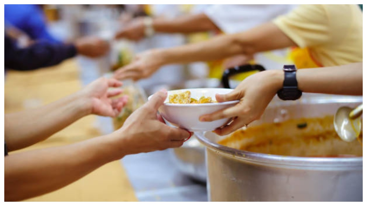 12 ராசியினரும் செய்ய வேண்டிய தானமும் தர்மமும்.. செய்தால் கிடைக்கும் ...