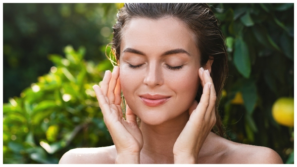 monsoon skin care tips beauty hacks