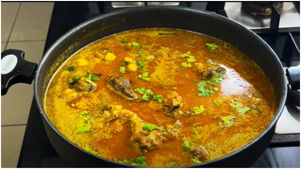 Goat Leg Curry How To Make a Aatukkaal Thanni Kuzhambu Recipe