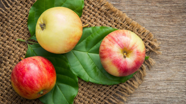 Foods Should Not Eat With Apple in Tamil