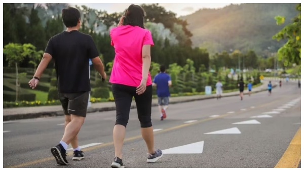 Benefits of evening walking right time for walking morning or evening