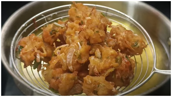 Bread Pakoda How To Make a Bread Pakoda Recipe