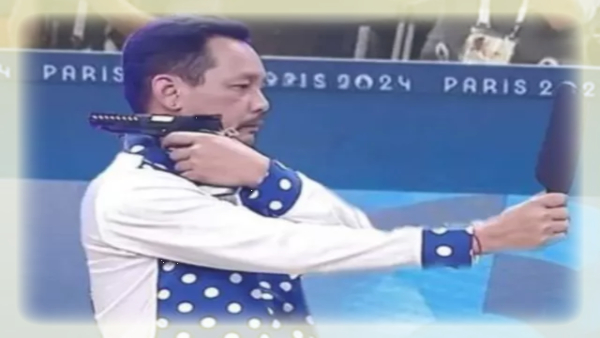 Olympics 2024 Truth Behind Viral Pic Of Shooter Using Mirror To Hit Target