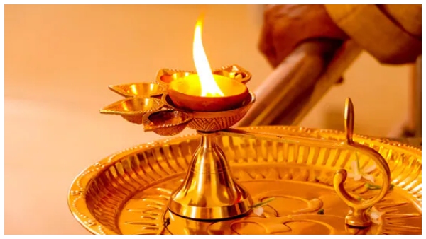 Place these items in your pooja room will get more money and luck