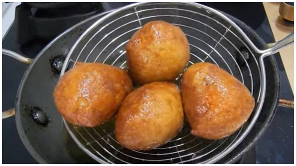 Sweet Bonda How To Make a Sweet Bonda Recipe