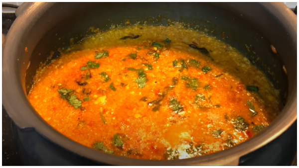 Chennai Special Vada Curry How To Make a Chennai Special Vada Curry Recipe