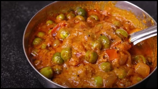 Green Sundakkai Kuzhambu How To Make a Green Sundakkai Kuzhambu Recipe