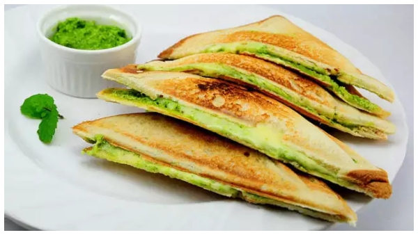 how to make a mint chutney with omelet sandwich here the recipe how to make a mint chutney with omelet sandwich here the recipe