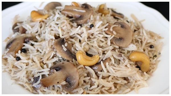 how to make Tasty And Easy Mushroom Pulao Recipe