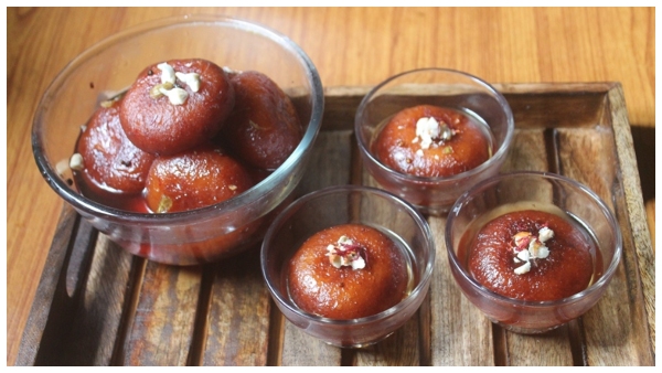 how to make Arcot Makkan peda here the recipe