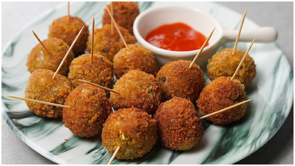 Egg Lollipop Recipe How To Make a Tasty Egg Lollipop in Tamil