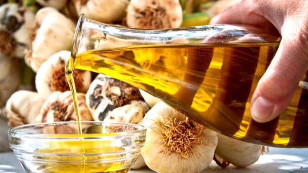 Hair Care How to Make Garlic Oil for Hair Growth at Home in Tamil