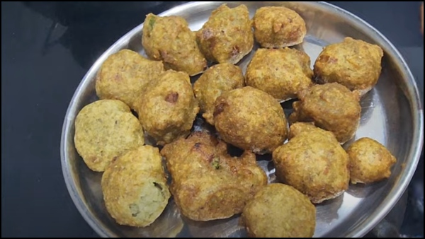 Pacha Payaru Bonda How To Make a Green Gram Bonda Recipe