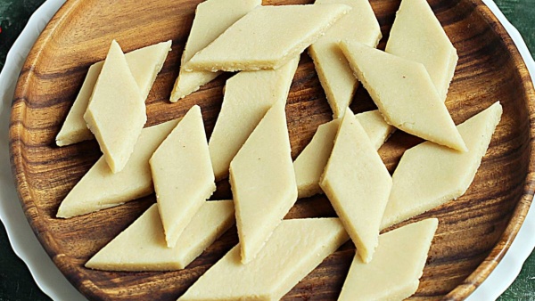 Diwali Special Recipe How To Make a Kaju Katli