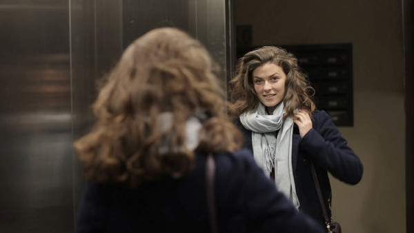 Why Do All Lift Have Mirrors Inside in Tamil Why Do All Lift Have Mirrors Inside in Tamil