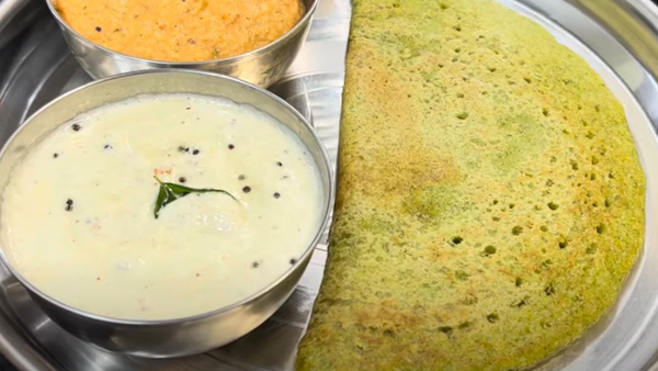 Mudakathan Keerai Dosai How To Make a Mudakathan Keerai Dosa Recipe