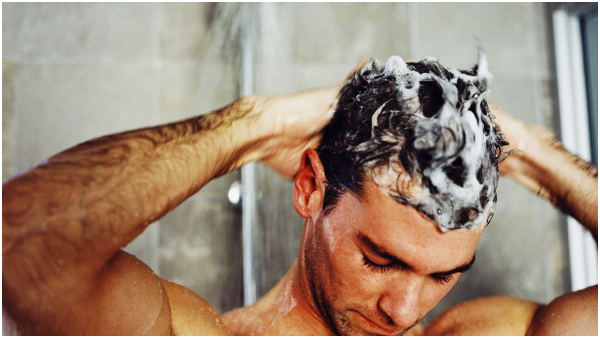 Hair Care Tips Why You Should Never Wash Your Hair At Night in Tamil