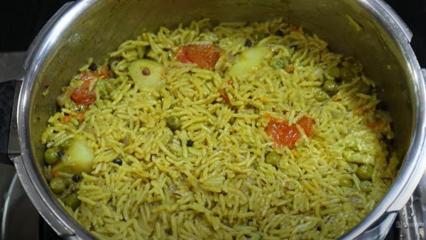 Kothamalli Pattani Rice How To Make a Coriander Peas Rice Recipe