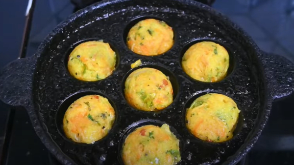 Rava Semiya Paniyaram How To Make a Rava Semiya Paniyaram Recipe Rava Semiya Paniyaram How To Make a Rava Semiya Paniyaram Recipe