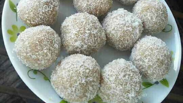Sweet Banana Balls How To Make a Sweet Banana Urundai Recipe