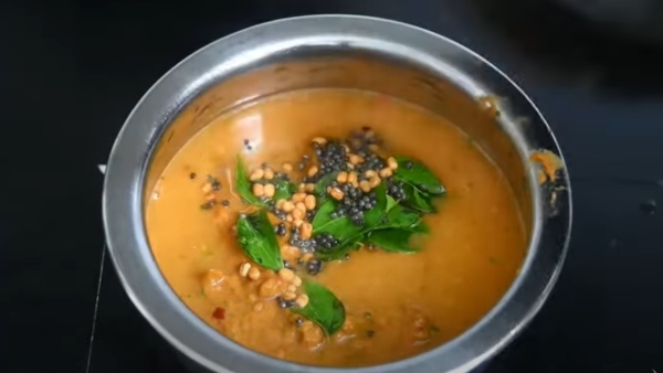 Tomato Mint Chutney How To Make a Thakkali Pudina Chutney Recipe