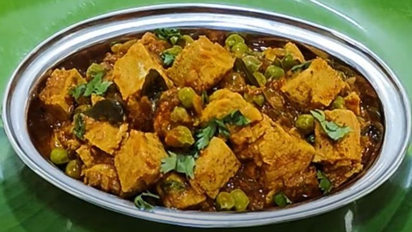 Green Peas Egg Gravy How To Make a Peas Egg Gravy Recipe