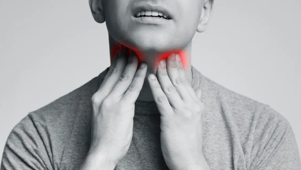 Kidney Cancer Symptoms Beware This Sign on Your Neck May Indicate Kidney Cancer