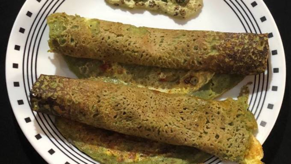 Green Moong Dal Egg Dosa How To Make a Pachaipayaru Muttai Dosa Recipe
