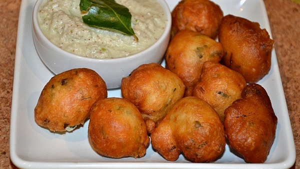 Mysore Bonda How To Make a Hotel Style Crispy Mysore Bonda Recipe