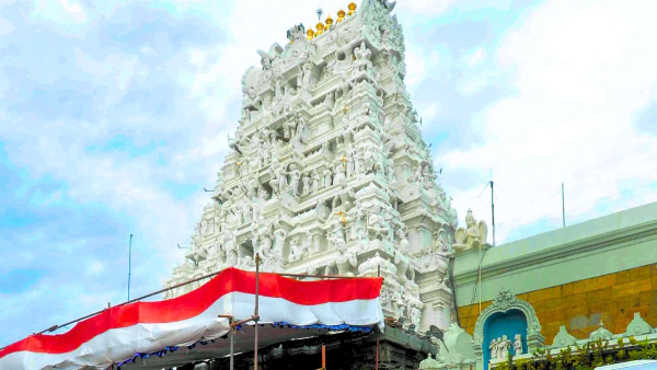 Top 3 Richest Temples in India in Tamil