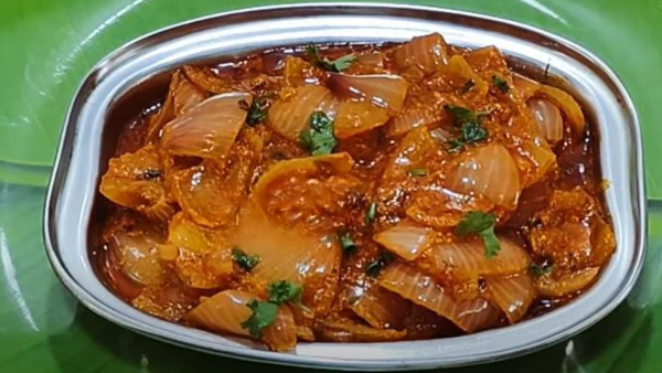Onion Curry How To Make a Vengaya Gravy Recipe