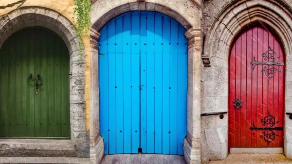 Optical Illusion Personality Test The Door You Choose Reveals A Deep Secret About You