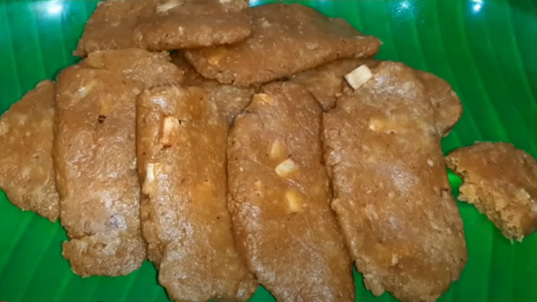 Vazhai Ilai Kolukattai How To Make a Banana Kolukattai Recipe