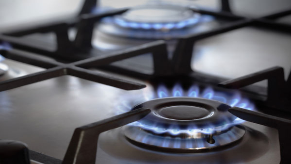 Does Your Gas Stove Flame Safe or Dangerous for Health in Tamil