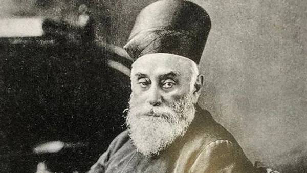 World s Most Charitable Man Who Donated More Than Rs 8 Lakh Crores