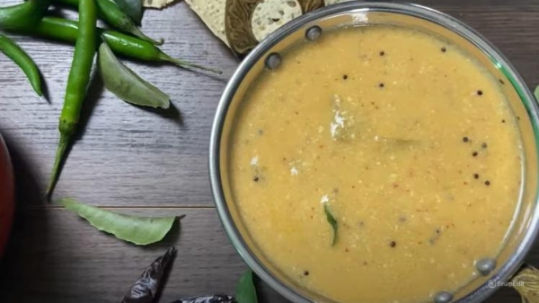 Manga Vellarikai Mor Kuzhambu How To Make a Raw Mango Mor Kuzhambu Recipe