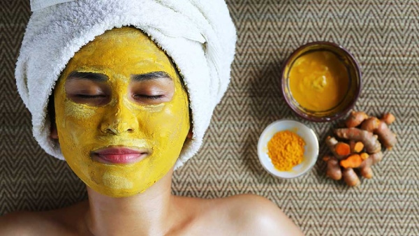 Skin Care Tips Top 5 Turmeric Face Packs That Give You Naturally Glowing Skin Skin Care Tips Top 5 Turmeric Face Packs That Give You Naturally Glowing Skin