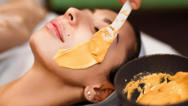 Top 5 DIY Natural Face Packs For Oily Skin